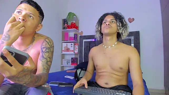 Chat +18 de StevenSmith18 ao vivo