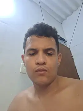 Chatroom XXX en direct de CoupleTwink12