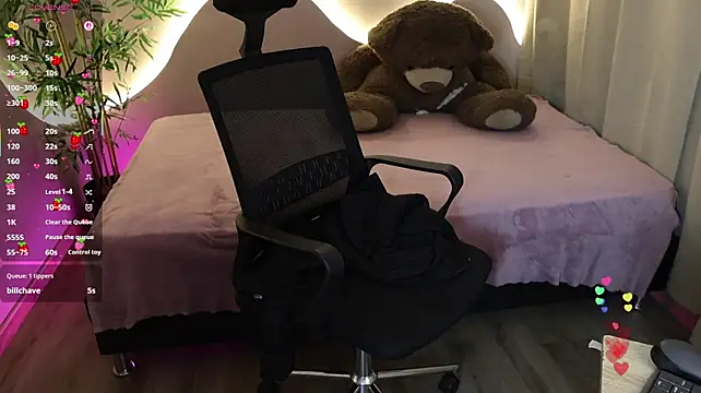 Emma_Lirys Chat XXX live