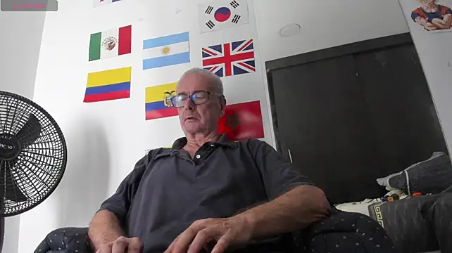 Онлайн чат XXX david_holman