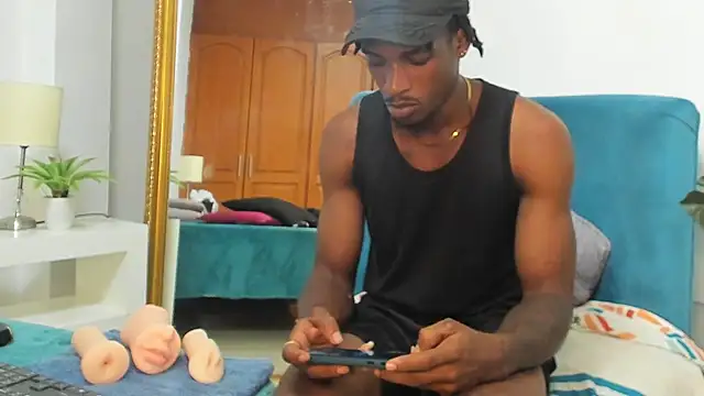 Charliedamn XXX чат на живо