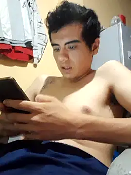 Chat +18 de Ortiz3404 ao vivo