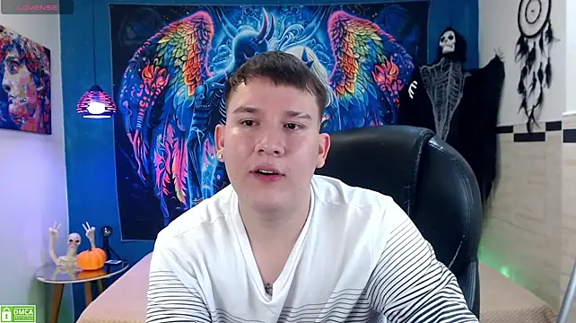 Chat +18 de damian_miller7 ao vivo