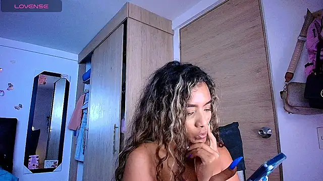 collins_megan96 – Live XXX-chat