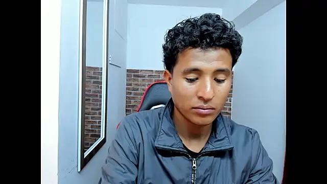 WIZARD-ALESSANDRO লাইভ XXX চ্যাট