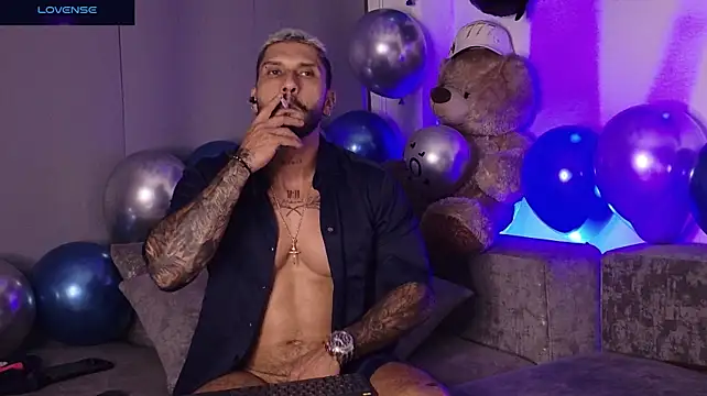 Chat +18 de Seth_Vegaa ao vivo