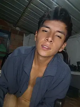 Chat +18 de ZaneHoward ao vivo