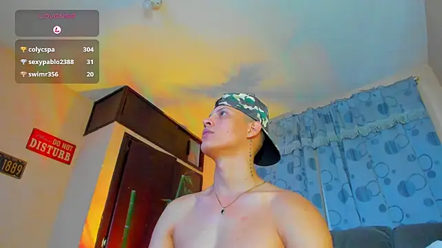 DavidNeill Pertunjukan Webcam