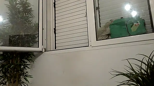 yanick931 XXX чат на живо