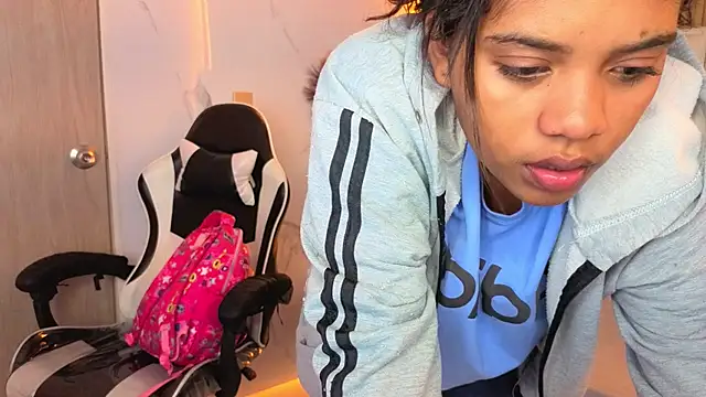 Marian_Brown_t's Live XXX Chat
