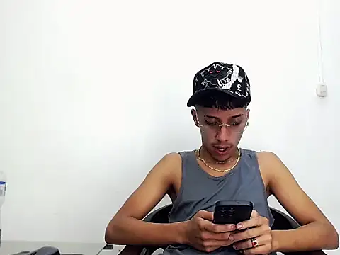 brayan__hot__ live XXX chat