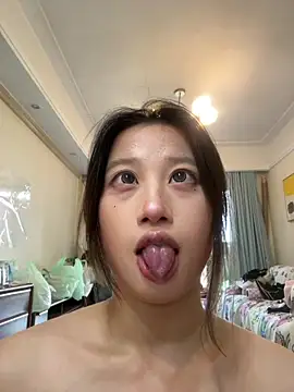 skix12 网络视讯表演