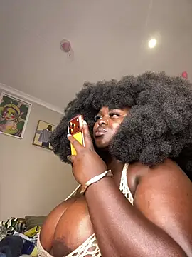 Honeycoco0211 Adlı Modelin Canlı XXX Sohbeti