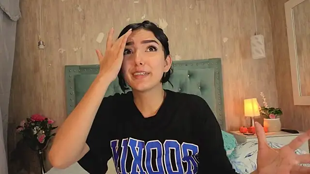 Chat +18 de Marcelaa_fox ao vivo