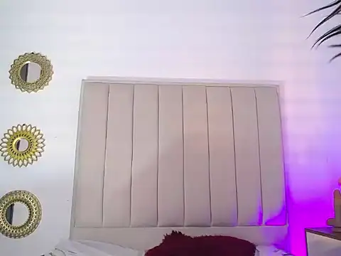 Chatroom XXX en direct de Nessa_sex