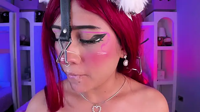miss___megan Adlı Modelin Canlı XXX Sohbeti