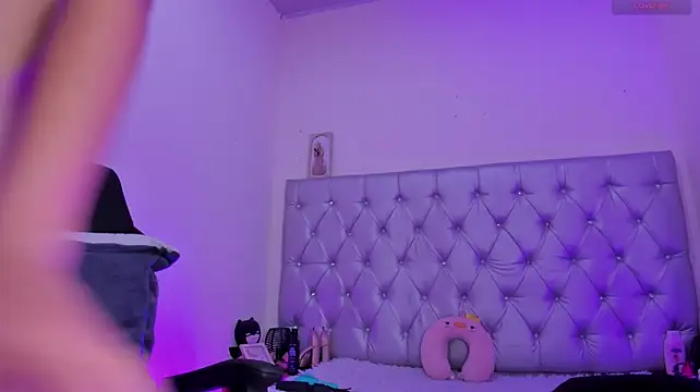 Sharonxt live XXX chat