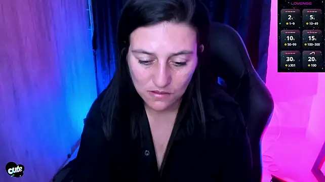 Chat XXX en directo de Saskyaa
