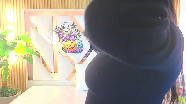 צ'אט XXX בשידור חי של RaeDoll_t