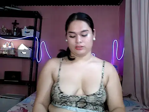 แชท XXX สดของ imTHICK_Rebbecca