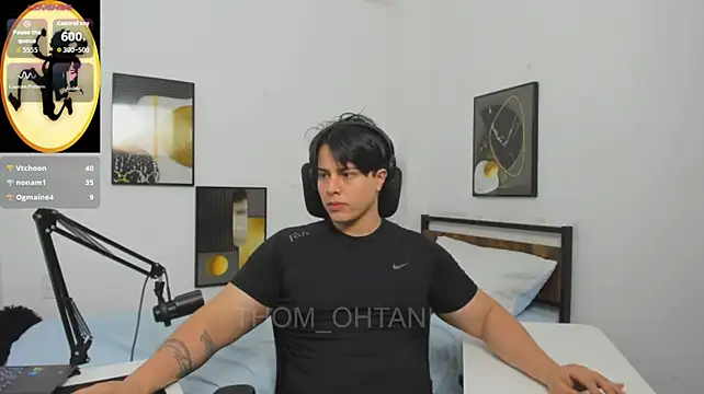 Chatroom XXX en direct de Thom_Ohtani