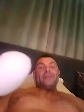 hott_parka35 live XXX chat