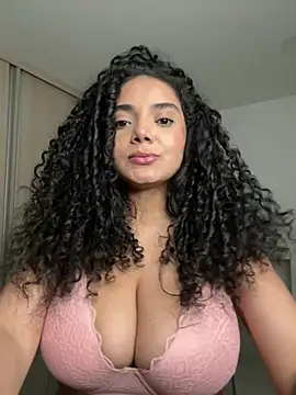 Chat XXX en directo de Curlyierr
