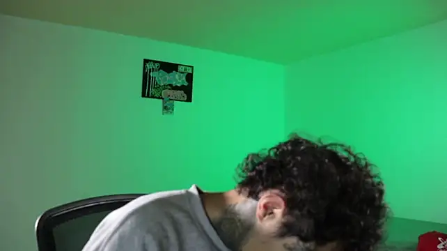 trieone Live XXX Chat