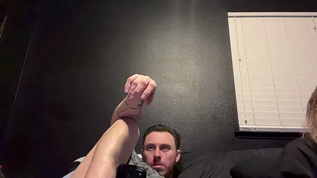 WhiteMamba6910のライブXXXチャット