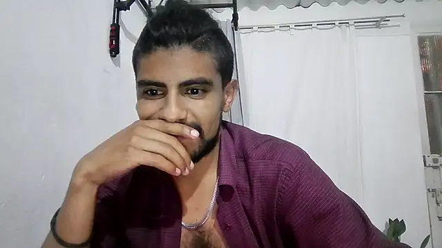 JBond007BBC Chat XXX in diretta