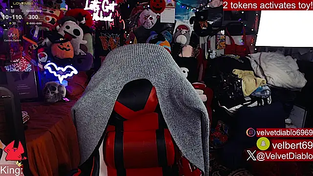 Živý XXX chat VelvetDiablo