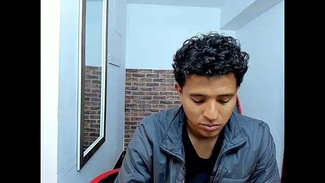 WIZARD-ALESSANDRO live XXX chat