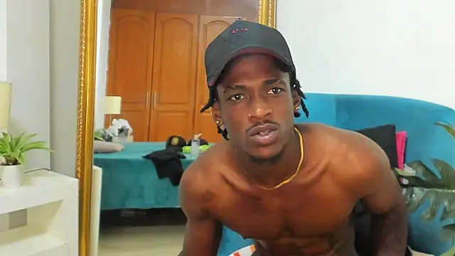 Charliedamn's Live XXX Chat