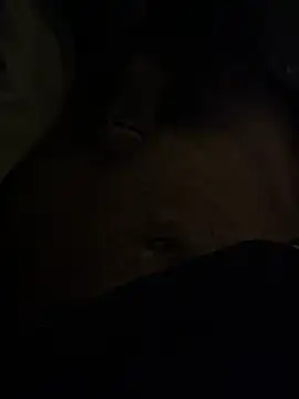 Hhiiiillliiiiのウェブカメラショー