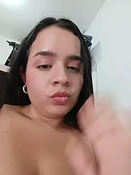 Julieth_hot-69 live XXX chat