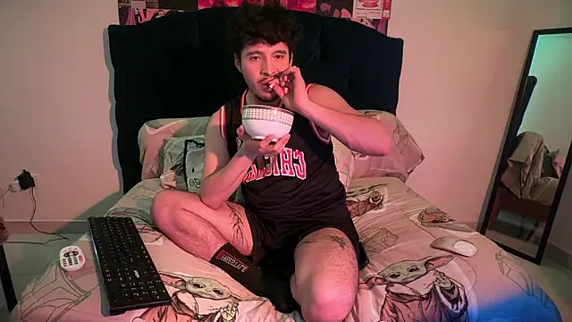 zoren_33 live XXX chat
