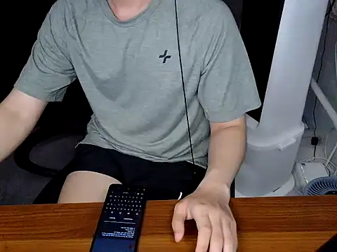 Chat XXX Live Louis_Caox