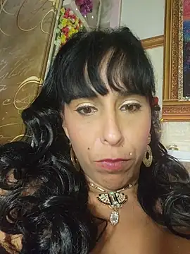 Chatroom XXX en direct de misscectito13