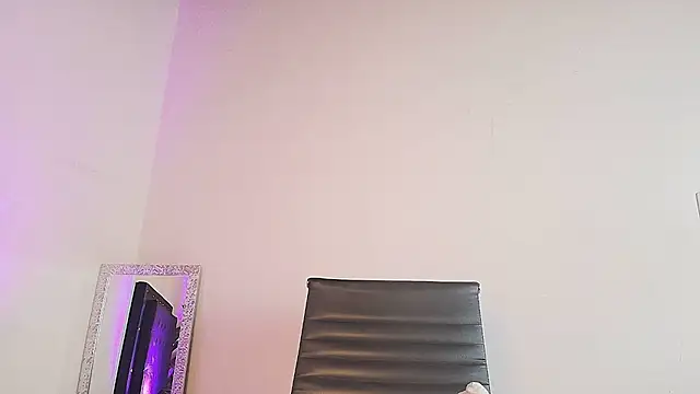 Chatroom XXX en direct de Kim_lowel