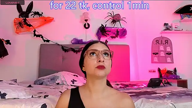 Alyson0001's Live XXX Chat
