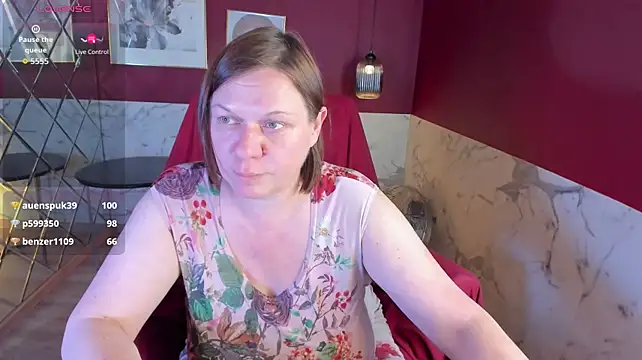 KellyPerfection XXX чат на живо