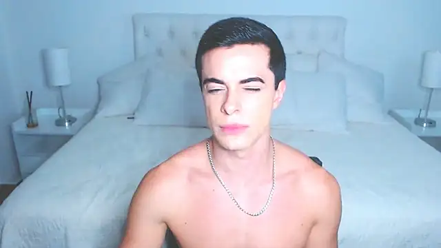 mr_hunterx XXX чат на живо