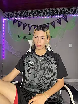 LarryCraft Live XXX Chat