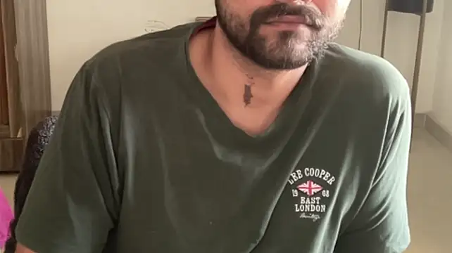 Mr_Ajnabee লাইভ XXX চ্যাট
