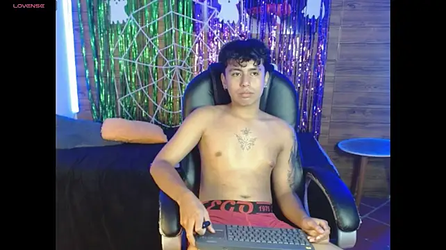 Markander live XXX chat