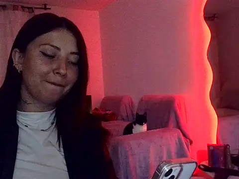 Chatroom XXX en direct de your_queen_cleopatra