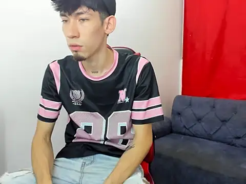 CAMILO__21 라이브 XXX 채팅