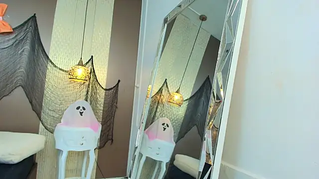 Chatroom XXX en direct de Tiifany_Baker