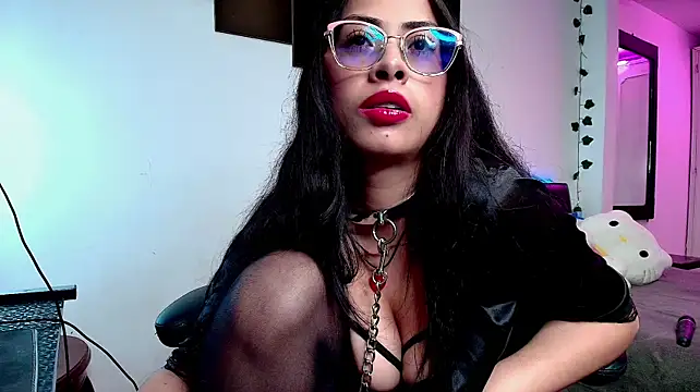 yesie_hot – Live XXX-chat