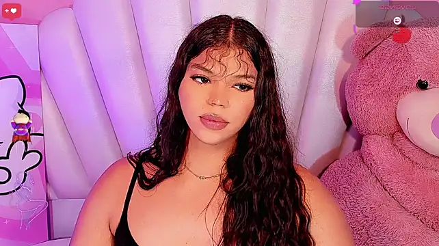 Keira_Fox31's Live XXX Chat